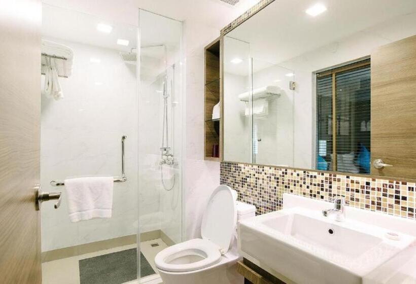 Quarto Familiar Comunicado, Citrus Sukhumvit 11 By Compass Hospitality