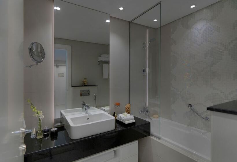 سوئیت با چشمانداز, Damac Maison Canal Views