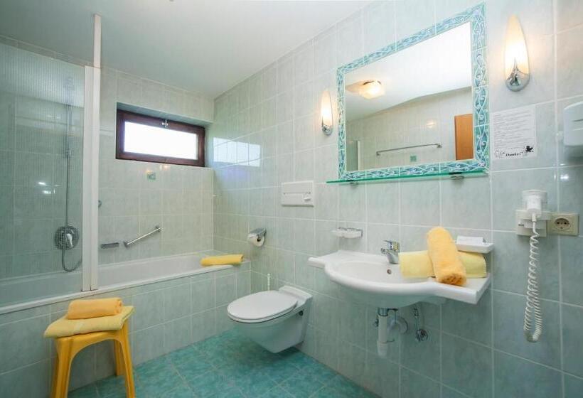 Полулюкс, Gasthof Zur Schönen Aussicht