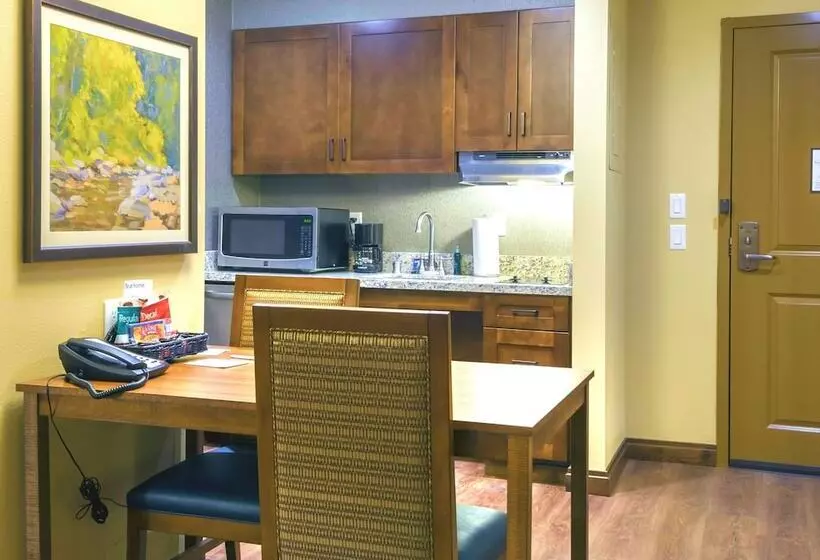 キングサイズベッドのスイートルーム, Homewood Suites By Hilton Billings, Mt