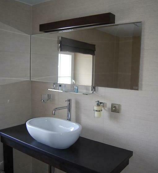 חדר סטנדרט, Ján