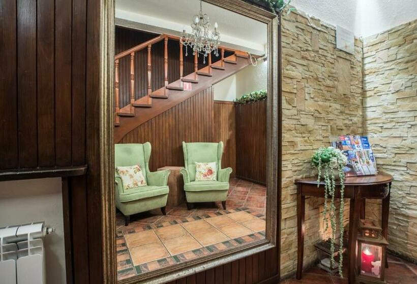 Номер Стандарт, Oberża Pod Różą Restauracja, Sauny, Jacuzzi