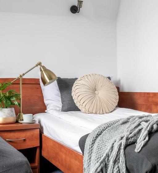 Номер Стандарт, Oberża Pod Różą Restauracja, Sauny, Jacuzzi