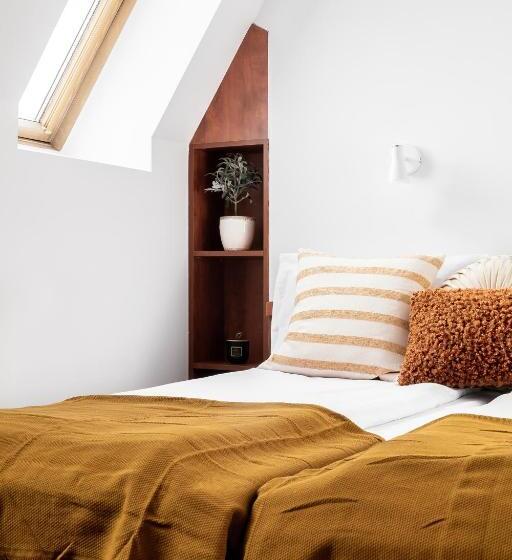 Номер Стандарт, Oberża Pod Różą Restauracja, Sauny, Jacuzzi