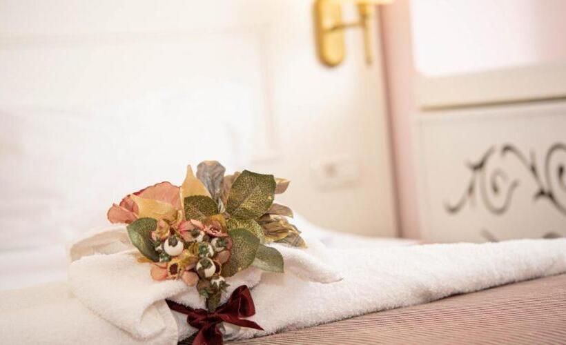 דירת חדר נוף לים, Parc