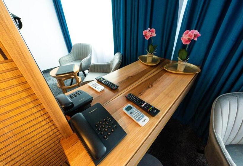 חדר סטנדרט, Parc