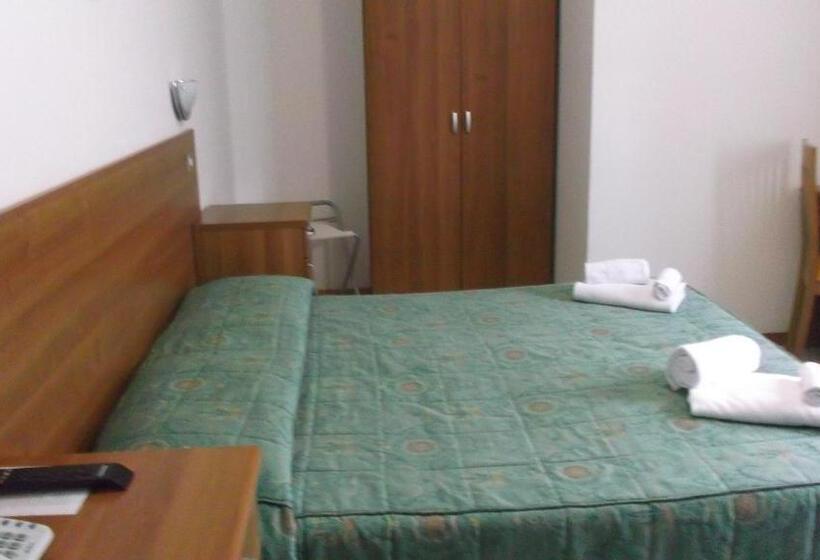 Номер Стандарт, Pineta