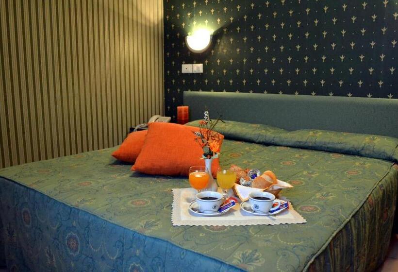 スタンダードルーム, Pineta