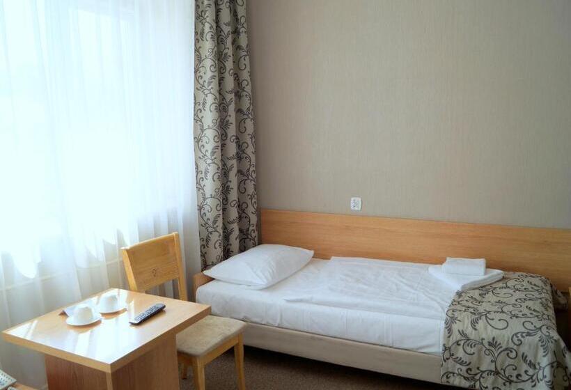 Номер Стандарт, Polonia