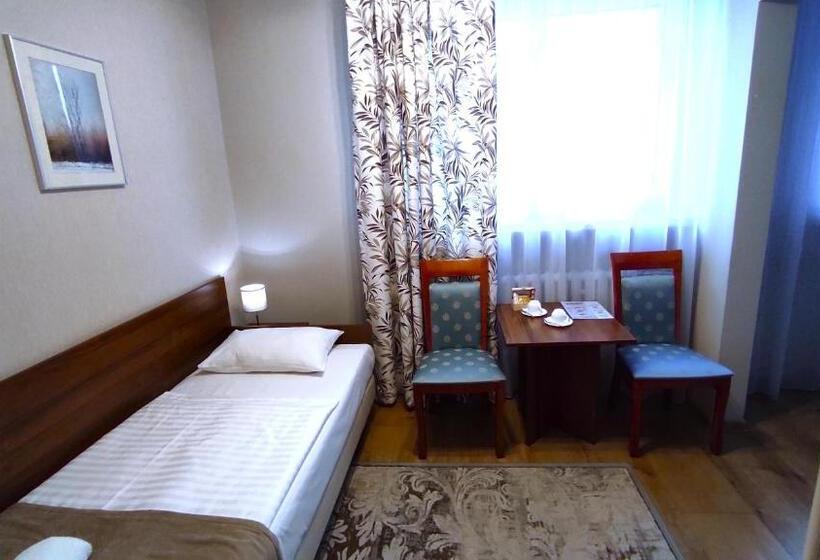 اتاق استاندارد, Polonia