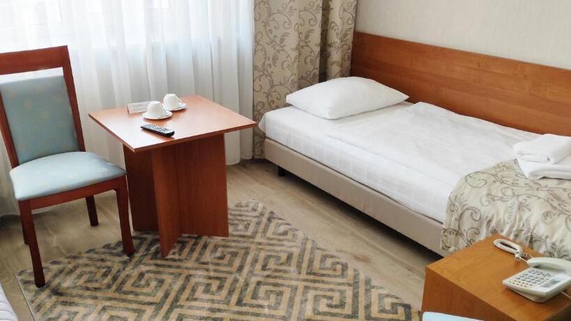 اتاق استاندارد یک نفره, Polonia