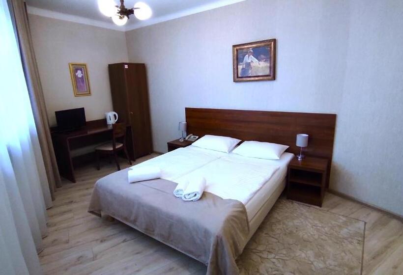 اتاق استاندارد با تخت بزرگ, Polonia