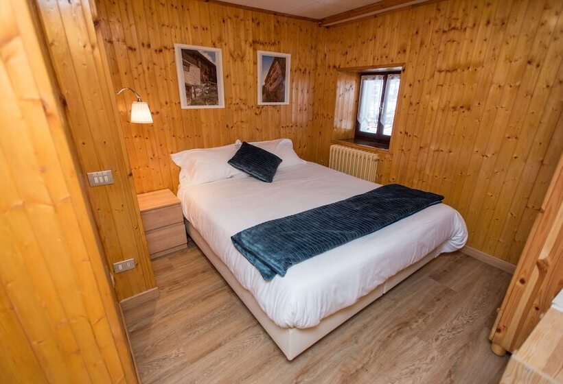 이코노미 룸, Signal