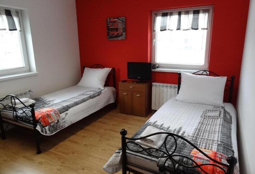 스탠다드 룸, Leo Hostel