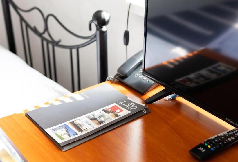 스탠다드 싱글 룸, Leo Hostel