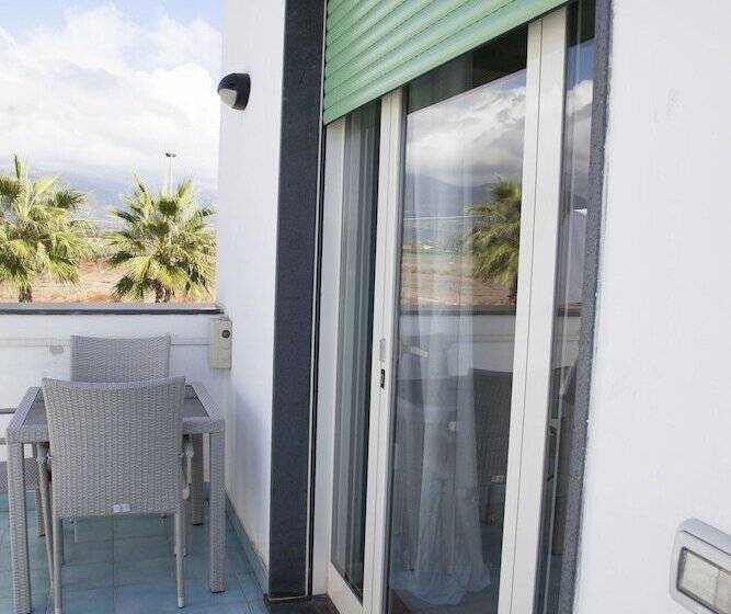 Четырехместный Номер Стандарт, Medea Beach Resort