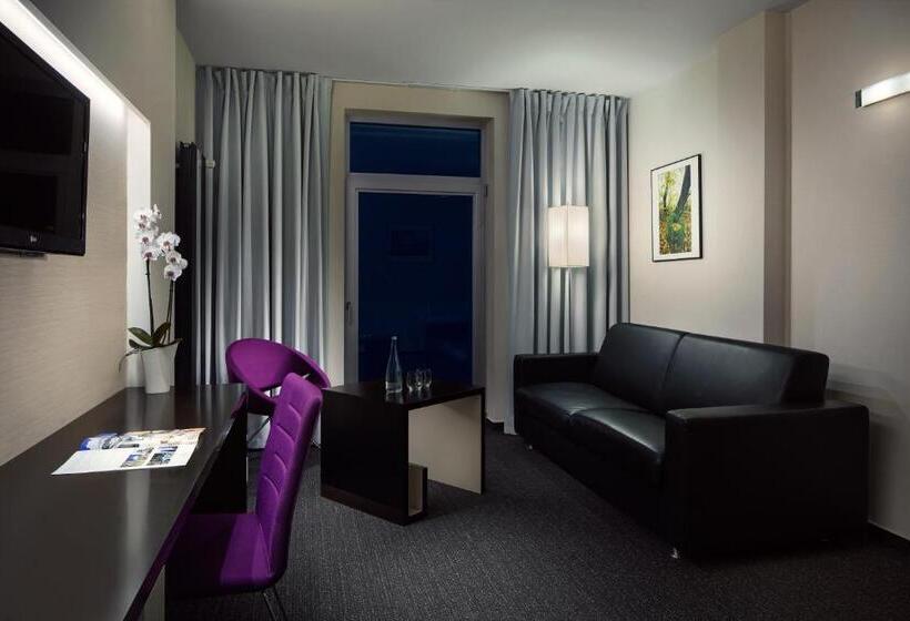 جناح, Sport & Relax Hotel Davidek