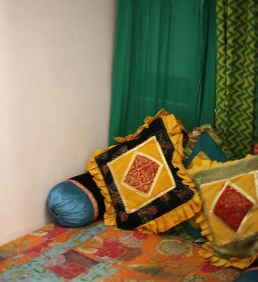 デラックスルーム, Desert Boy S   Royal Stay On Fort