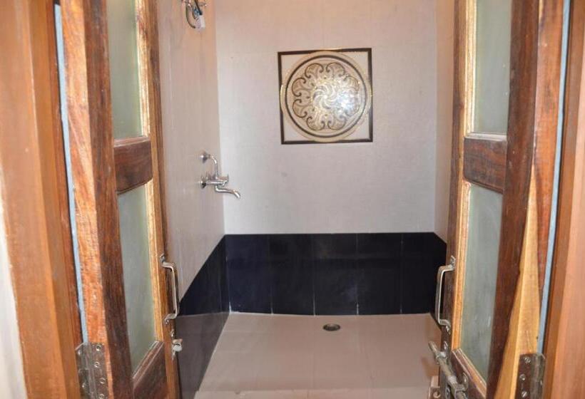 スーペリアールーム, Desert Boy S   Royal Stay On Fort