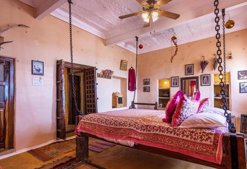 スーペリアールーム, Desert Boy S   Royal Stay On Fort