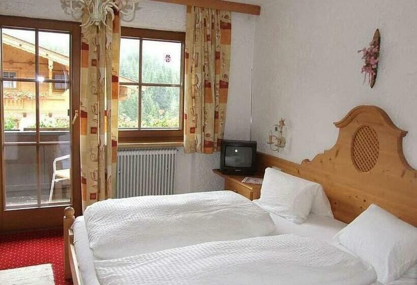 Standardrum, Fürstenhof