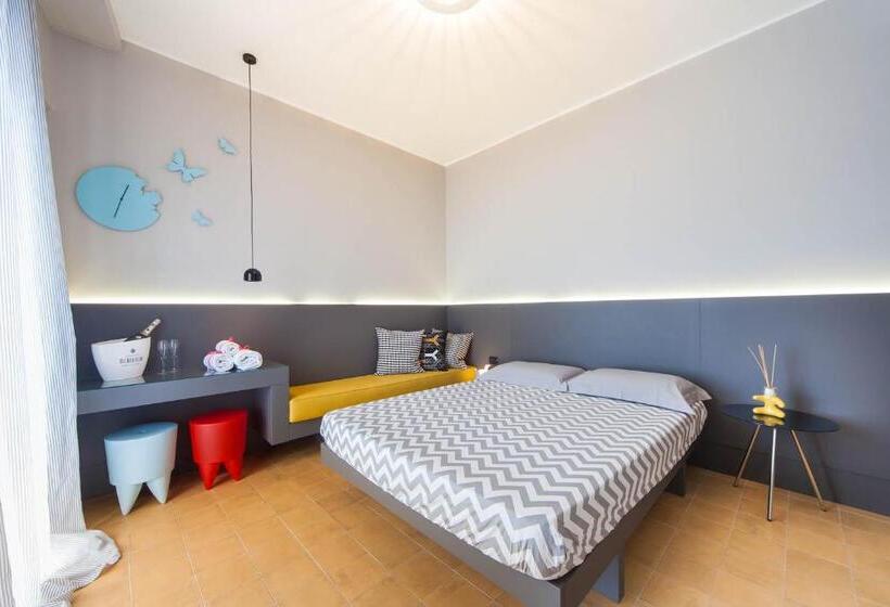 اتاق استاندارد سه نفره با چشم‌انداز کنار دریا, B&b Portorosso