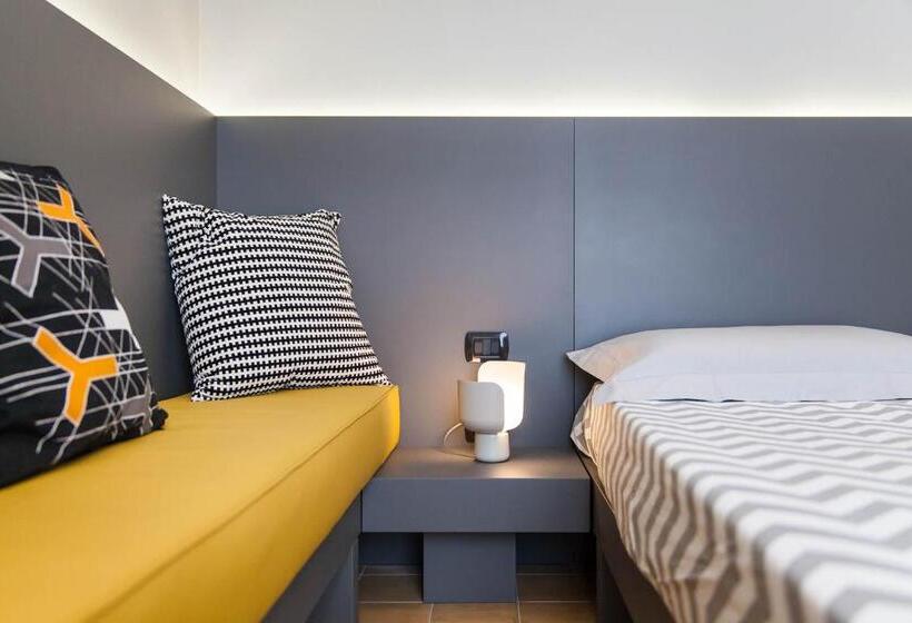 Трехместный Номер Стандарт Боковой Вид на Море, B&b Portorosso