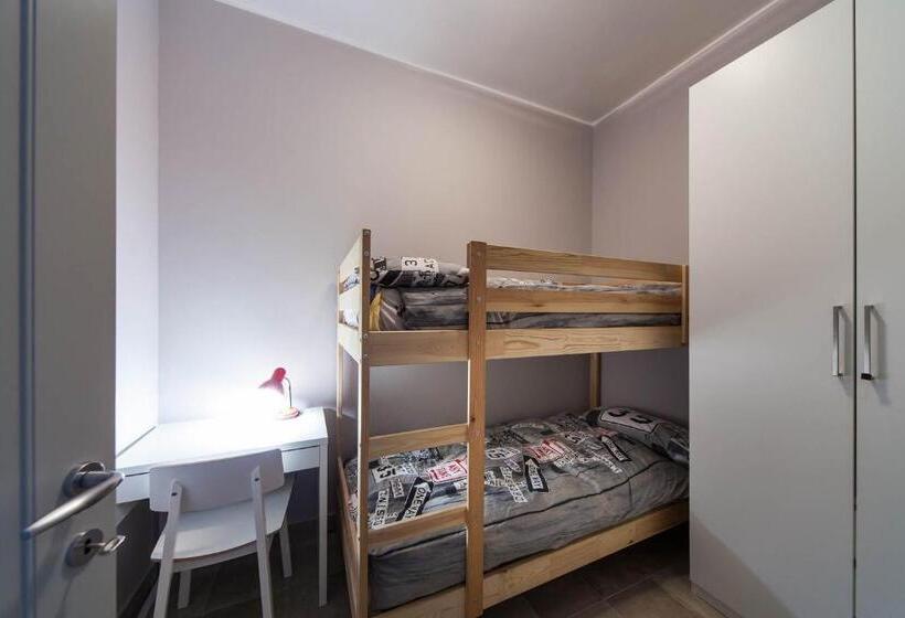 آپارتمان 1 خوابه با بالکن, B&b Portorosso