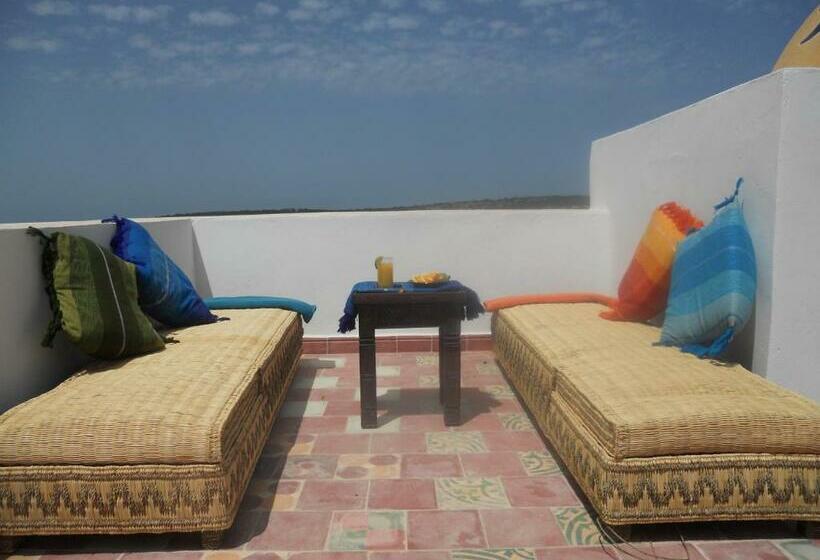 اتاق استاندارد, Douar Noujoum