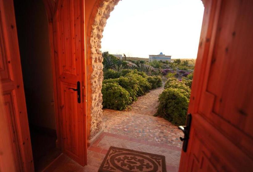 بانگلوی استاندارد 2 خوابه, Douar Noujoum