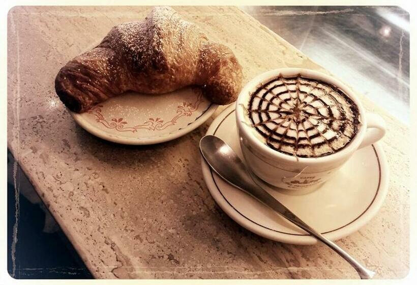 اتاق سوپریور با بالکن, Il Duomo Salerno