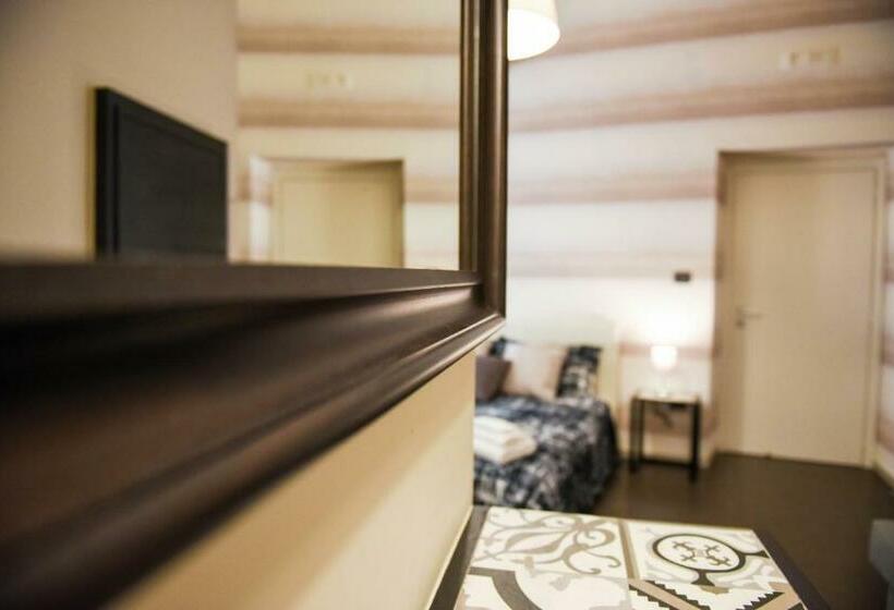 اتاق سوپریور با بالکن, Il Duomo Salerno