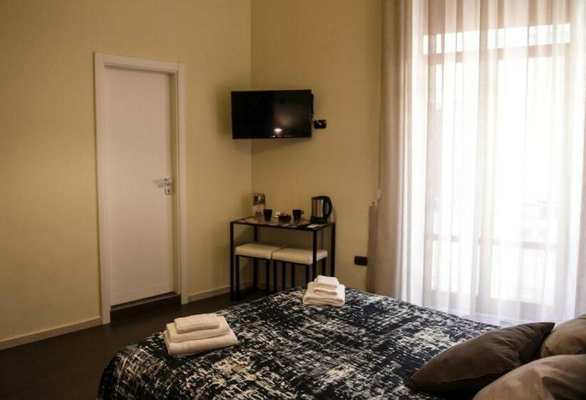 اتاق سوپریور با بالکن, Il Duomo Salerno