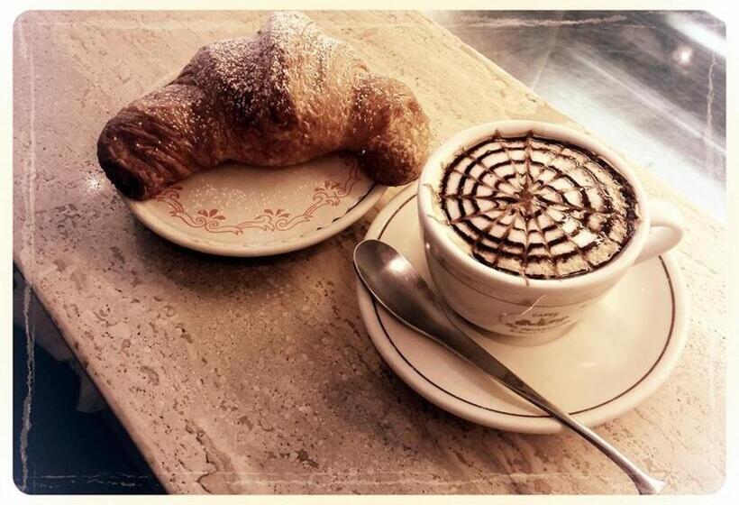 اتاق استاندارد با بالکن, Il Duomo Salerno