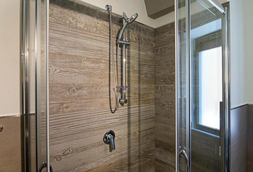 اتاق استاندارد با بالکن, Il Duomo Salerno