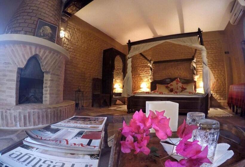 سوئیت سینیور, La Rose Du Desert