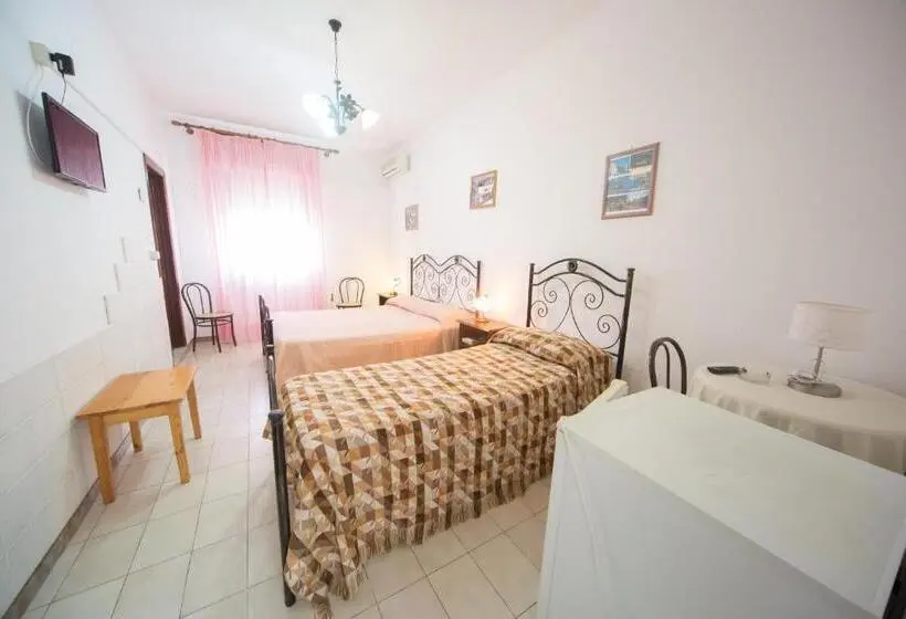 Economy-huone, Albergo Europa