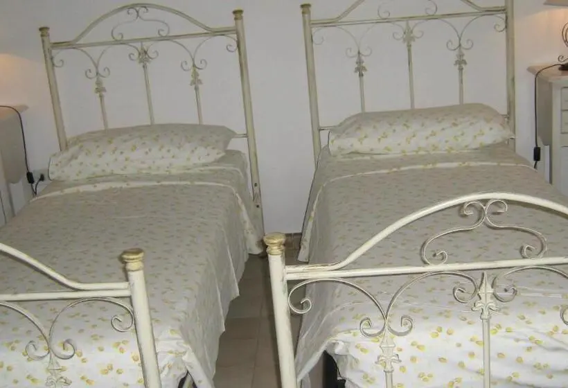 Economy-huone, Albergo Europa