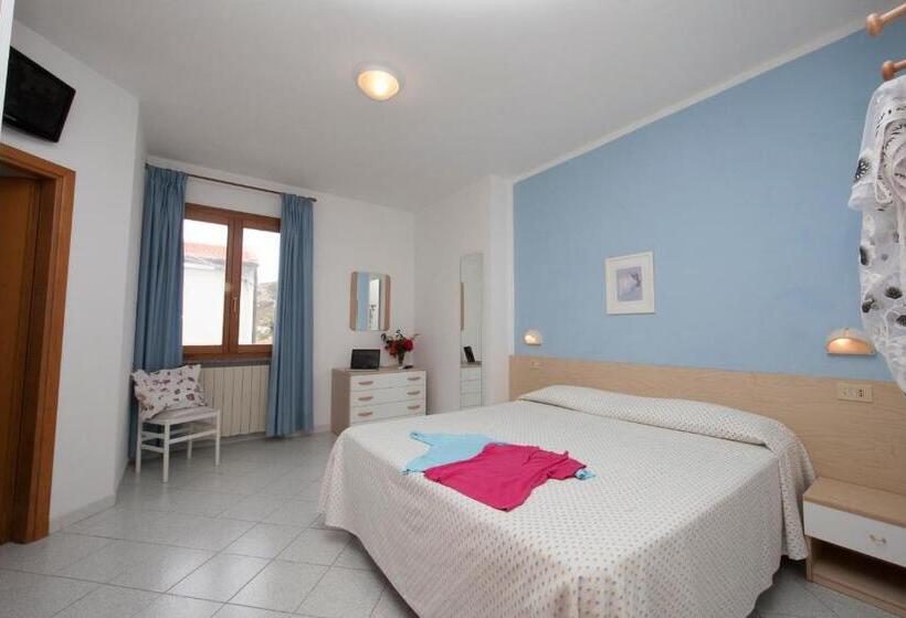 חדר סופריור, Aurora