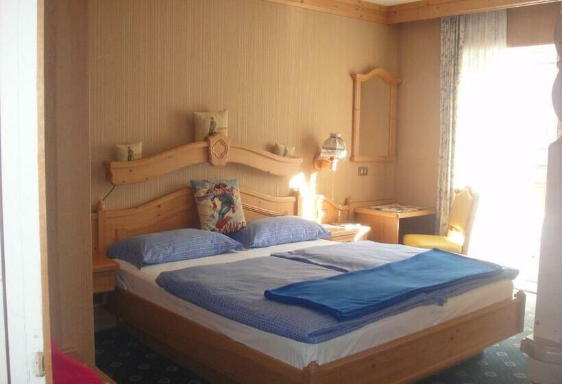 Семейный Номер, Garni Toni