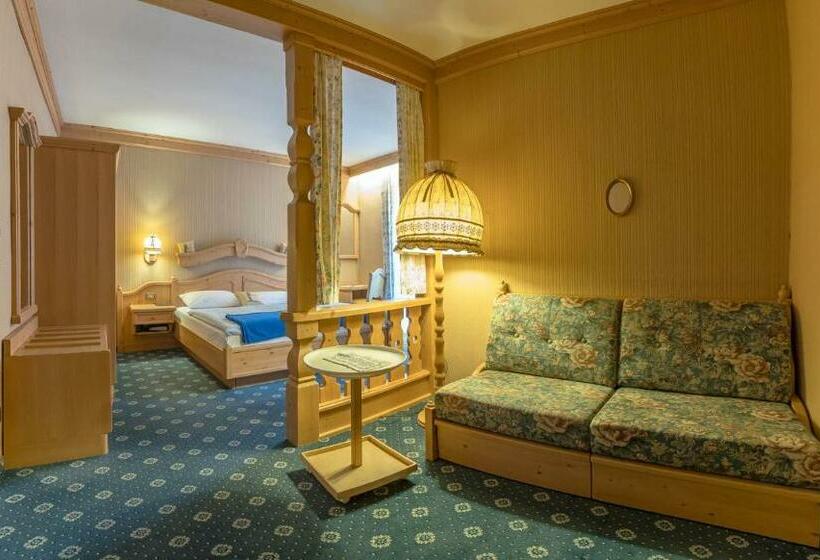 Семейный Номер, Garni Toni