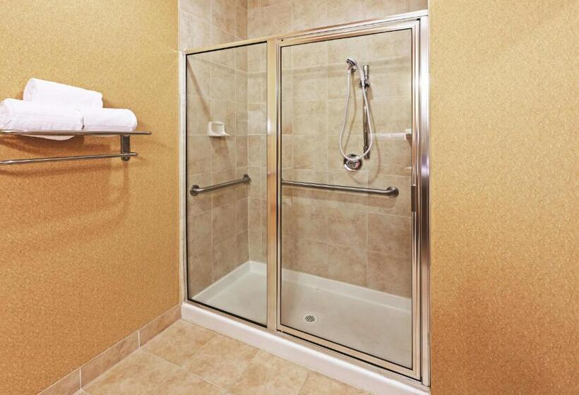 غرفة تنفيذية, La Quinta By Wyndham Longview North