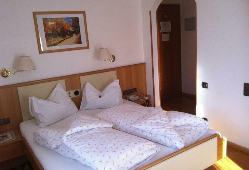 Номер Стандарт с Балконом, Serena