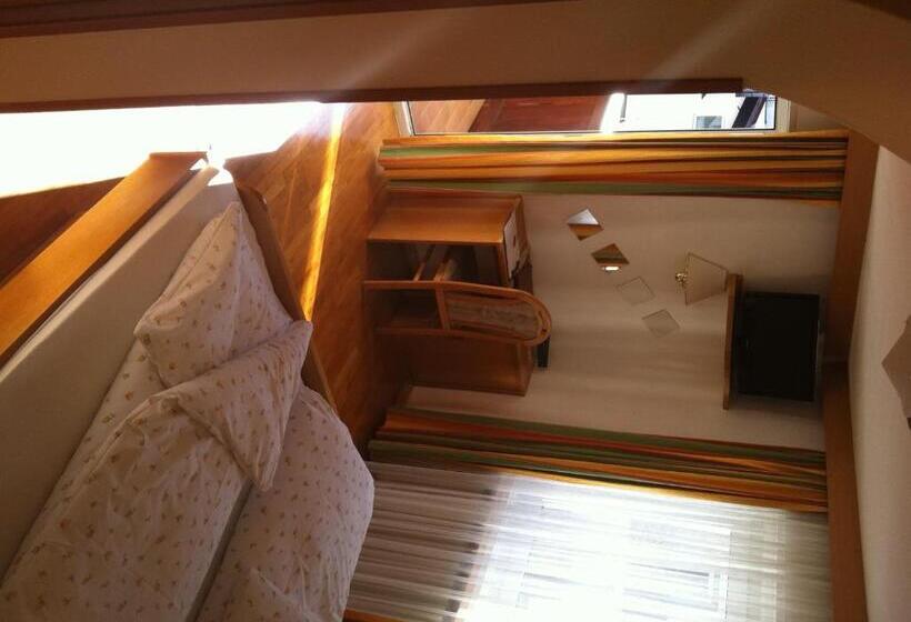 Номер Стандарт с Балконом, Serena