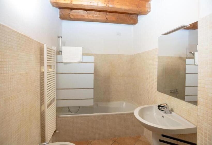 اتاق استاندارد, Giardino Giusti House & Court