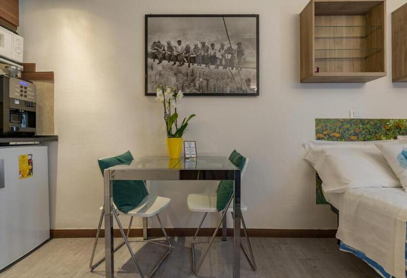 اتاق عادی, Giardino Giusti House & Court