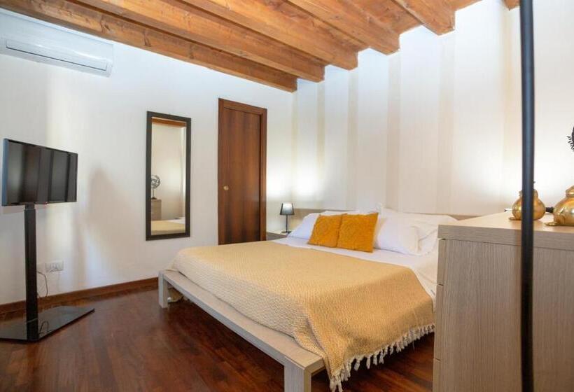 اتاق استاندارد, Giardino Giusti House & Court