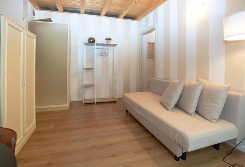 اتاق راحتی سه تخته, Giardino Giusti House & Court