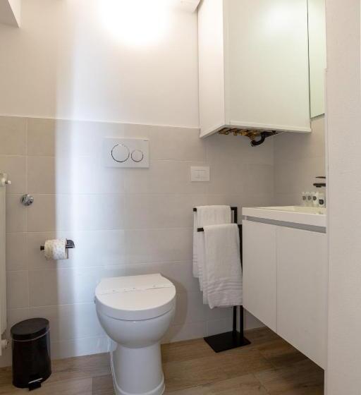 اتاق عادی, Giardino Giusti House & Court