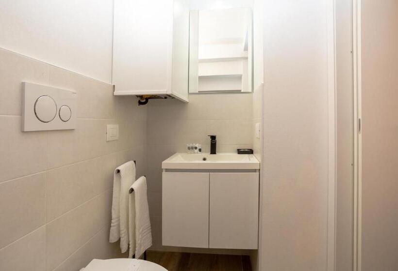 اتاق عادی, Giardino Giusti House & Court